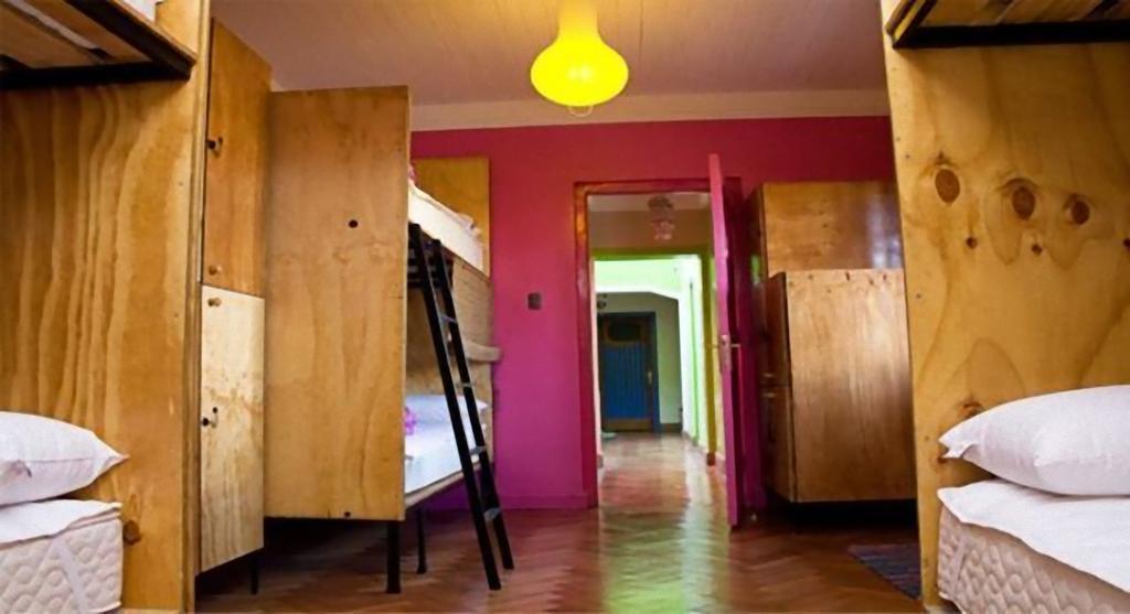 سانتياغو Princesa Insolente Hostel الغرفة الصورة