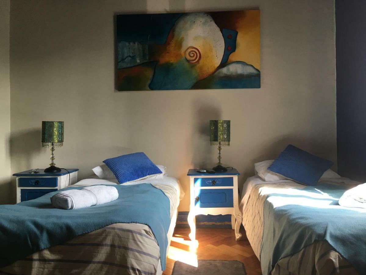 سانتياغو Princesa Insolente Hostel المظهر الخارجي الصورة