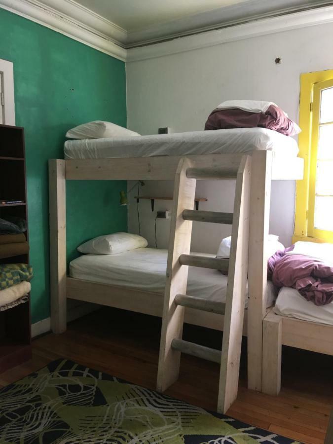 سانتياغو Princesa Insolente Hostel المظهر الخارجي الصورة